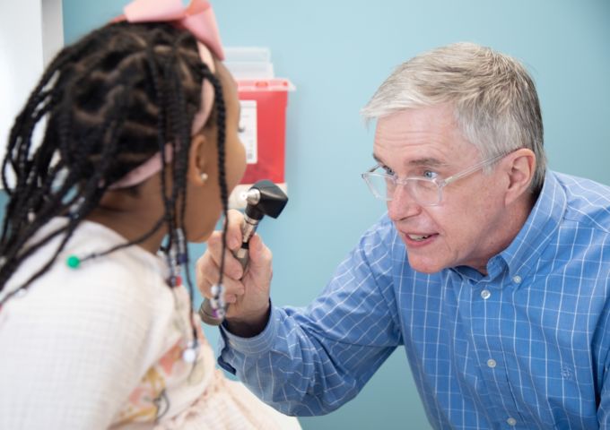 Pediatric Associates: Dr. Sands